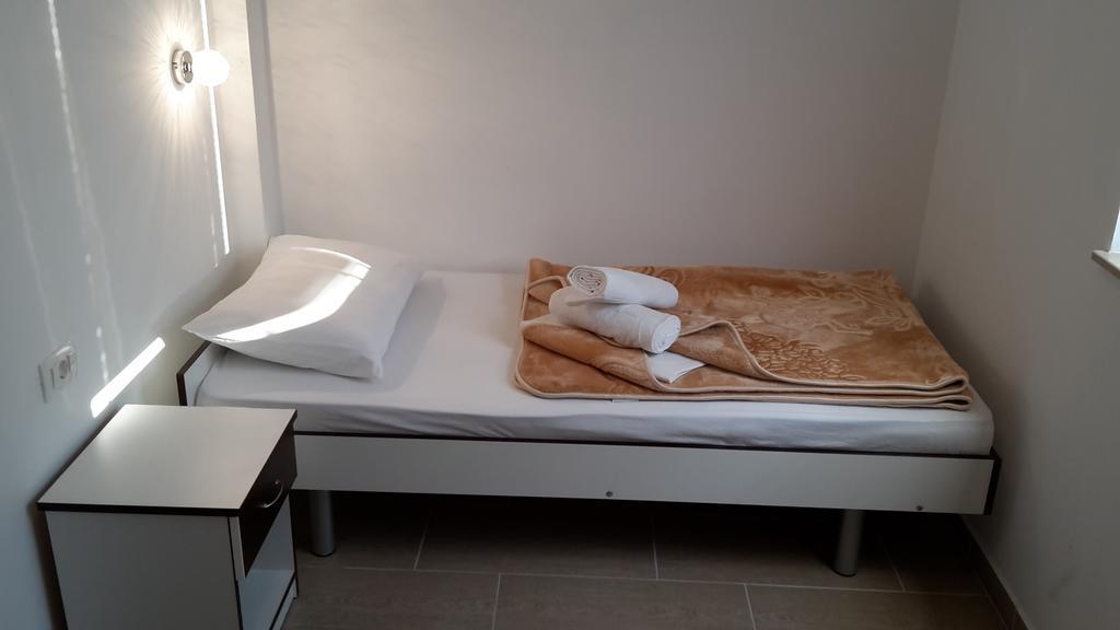 Pansion Polonia Medjugorje Hotell Exteriör bild