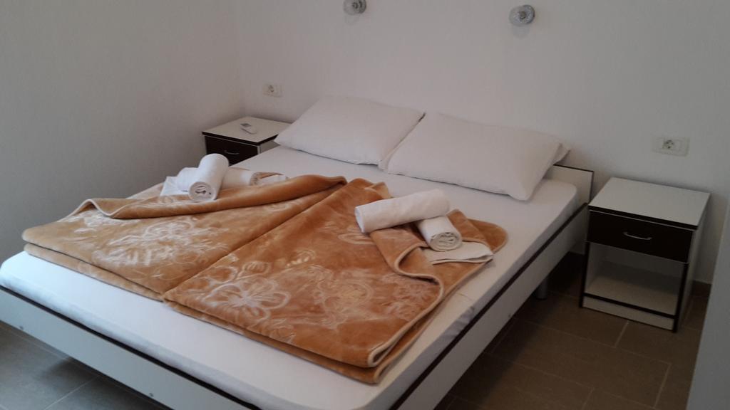 Pansion Polonia Medjugorje Hotell Exteriör bild